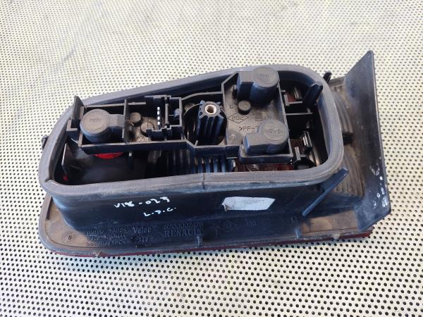 Farolim Dto RENAULT LAGUNA II (BG0/1_) | 01 - 07 Imagem-2 Farolim Dto RENAULT LAGUNA II (BG0/1_) | 01 - 07 Imagem-2