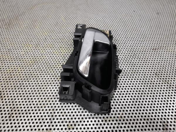 Puxador Interior Tras Esq CITROEN C3 Picasso (SH_) | 09 - Imagem-5 Puxador Interior Tras Esq CITROEN C3 Picasso (SH_) | 09 - Imagem-5