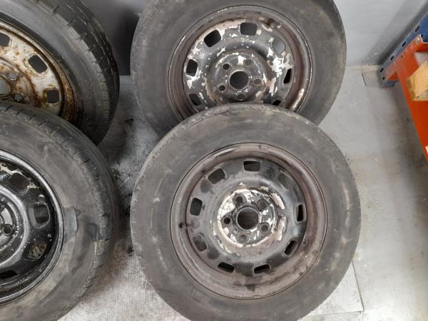 Jante / Jantes Ferro VOLKSWAGEN TRANSPORTER T4 Camião de plataforma/chassis (70E, 70L, 70M, 7DE, 7DL, 7D, | 90 - 03 Imagem-3 Jante / Jantes Ferro VOLKSWAGEN TRANSPORTER T4 Camião de plataforma/chassis (70E, 70L, 70M, 7DE, 7DL, 7D, | 90 - 03 Imagem-3