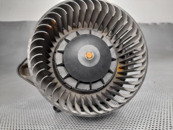 Motor Chaufagem AUDI A4 Avant (8E5, B6) | 00 - 05 Imagem-1 Motor Chaufagem AUDI A4 Avant (8E5, B6) | 00 - 05 Imagem-1