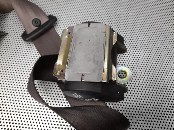 Cinto Tras Dto AUDI A4 Avant (8E5, B6) | 00 - 05 Imagem-3 Cinto Tras Dto AUDI A4 Avant (8E5, B6) | 00 - 05 Imagem-3