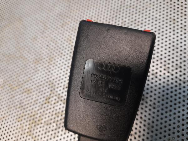 Engate Cinto Tras Esq AUDI A4 (8D2, B5) | 94 - 01 Imagem-4 Engate Cinto Tras Esq AUDI A4 (8D2, B5) | 94 - 01 Imagem-4