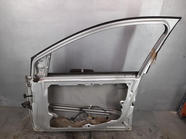 Porta Frente Dto FORD FIESTA V (JH_, JD_) | 01 - 14 Imagem-3 Porta Frente Dto FORD FIESTA V (JH_, JD_) | 01 - 14 Imagem-3
