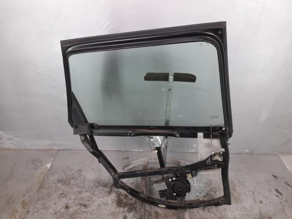 Elevador Tras Esq AUDI A4 Avant (8D5, B5) | 94 - 02 Imagem-4 Elevador Tras Esq AUDI A4 Avant (8D5, B5) | 94 - 02 Imagem-4