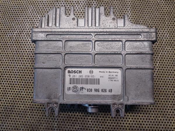 Centralina / Modulo Motor VOLKSWAGEN GOLF III (1H1) | 91 - 98 Imagem-1 Centralina / Modulo Motor VOLKSWAGEN GOLF III (1H1) | 91 - 98 Imagem-1