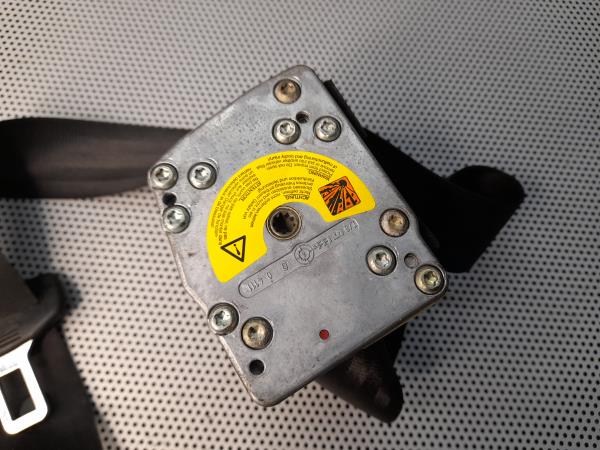 Cinto Tras Esq AUDI ALLROAD (4BH, C5) | 00 - 05 Imagem-5 Cinto Tras Esq AUDI ALLROAD (4BH, C5) | 00 - 05 Imagem-5