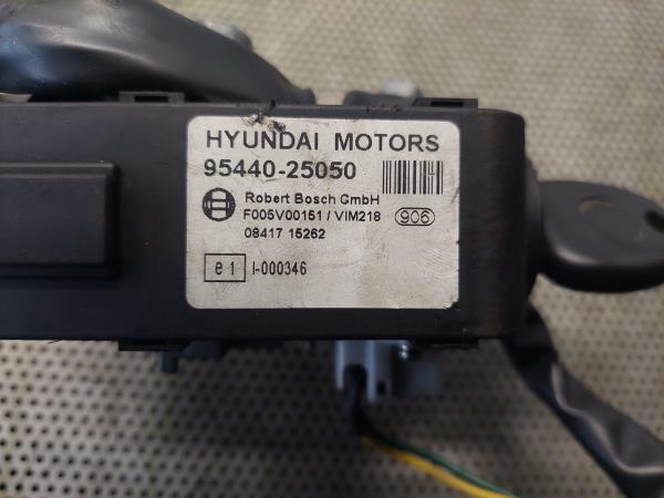 Canhao Igniçao HYUNDAI ACCENT II (LC) | 99 - 06 Imagem-4 Canhao Igniçao HYUNDAI ACCENT II (LC) | 99 - 06 Imagem-4