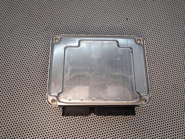Centralina / Modulo Motor AUDI A2 (8Z0) | 00 - 05 Imagem-3 Centralina / Modulo Motor AUDI A2 (8Z0) | 00 - 05 Imagem-3