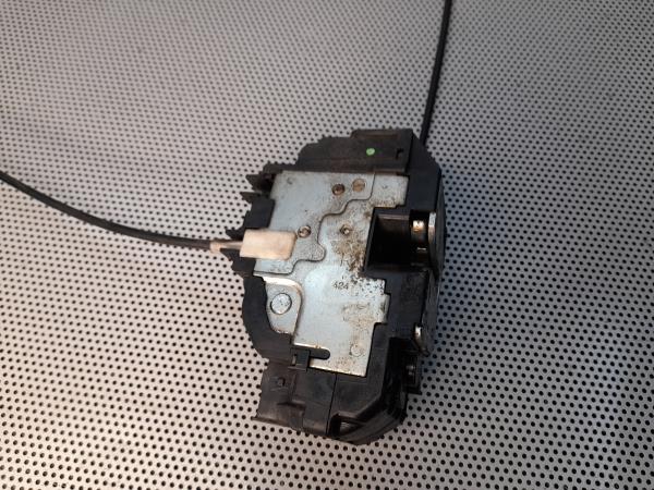 Fecho Porta Frente Dto NISSAN MICRA III (K12) | 02 - 10 Imagem-3 Fecho Porta Frente Dto NISSAN MICRA III (K12) | 02 - 10 Imagem-3