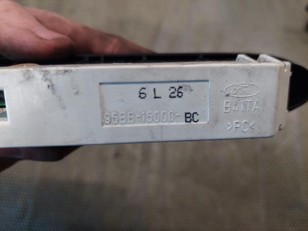 Display FORD MONDEO II (BAP) | 96 - 00 Imagem-2 Display FORD MONDEO II (BAP) | 96 - 00 Imagem-2