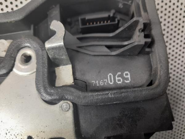 Fecho Porta Tras Esq BMW 5 (E60) | 01 - 10 Imagem-4 Fecho Porta Tras Esq BMW 5 (E60) | 01 - 10 Imagem-4