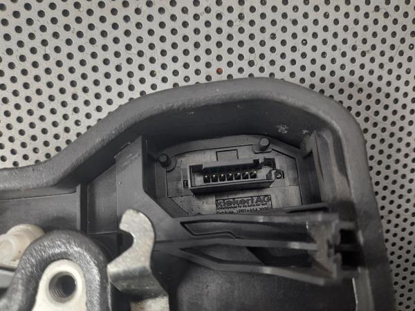 Fecho Porta Tras Esq BMW 5 (E60) | 01 - 10 Imagem-5 Fecho Porta Tras Esq BMW 5 (E60) | 01 - 10 Imagem-5