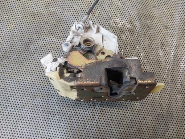 Fecho Porta Tras Dto FORD FOCUS Turnier (DNW) | 99 - 07 Imagem-4 Fecho Porta Tras Dto FORD FOCUS Turnier (DNW) | 99 - 07 Imagem-4