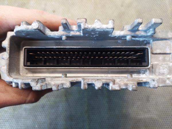 Centralina / Modulo Motor VOLKSWAGEN GOLF III (1H1) | 91 - 98 Imagem-2 Centralina / Modulo Motor VOLKSWAGEN GOLF III (1H1) | 91 - 98 Imagem-2