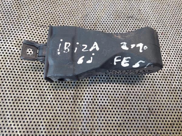 Esticador Porta Frente Esq SEAT IBIZA IV (6J5, 6P1) | 08 - 17 Imagem-1 Esticador Porta Frente Esq SEAT IBIZA IV (6J5, 6P1) | 08 - 17 Imagem-1