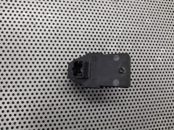 Comando/Interrutor/Botao Vidro Frente Esq ALFA ROMEO 159 (939_) | 05 - 12 Imagem-2 Comando/Interrutor/Botao Vidro Frente Esq ALFA ROMEO 159 (939_) | 05 - 12 Imagem-2