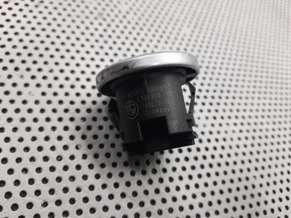 Interruptor / Botao (Start/Stop) BMW 3 Touring (E91) | 04 - 12 Imagem-2 Interruptor / Botao (Start/Stop) BMW 3 Touring (E91) | 04 - 12 Imagem-2