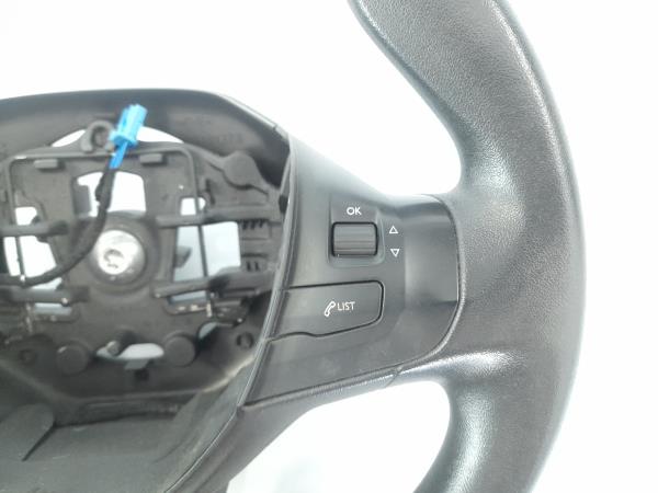 Volante PEUGEOT 208 I (CA_, CC_) | 12 - Imagem-1 Volante PEUGEOT 208 I (CA_, CC_) | 12 - Imagem-1