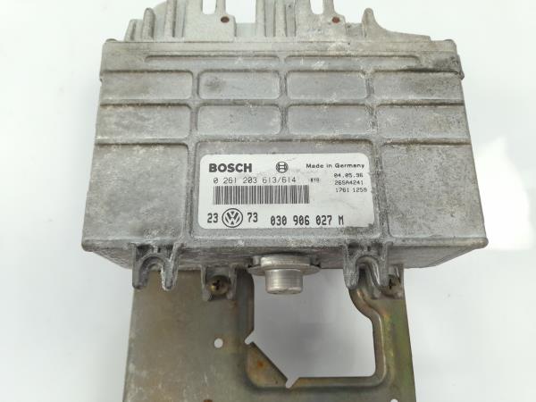 Centralina / Modulo Motor VOLKSWAGEN GOLF III (1H1) | 91 - 98 Imagem-1 Centralina / Modulo Motor VOLKSWAGEN GOLF III (1H1) | 91 - 98 Imagem-1