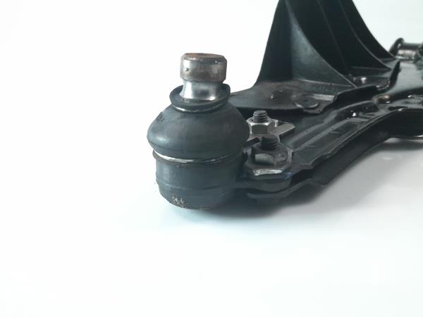 Braço Suspensao Frente Esq VOLKSWAGEN GOLF III (1H1) | 91 - 98 Imagem-1 Braço Suspensao Frente Esq VOLKSWAGEN GOLF III (1H1) | 91 - 98 Imagem-1