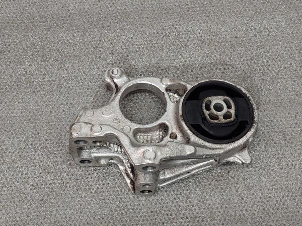 Apoio / Suporte Motor PEUGEOT 307 SW (3H) | 02 - 09 Imagem-2 Apoio / Suporte Motor PEUGEOT 307 SW (3H) | 02 - 09 Imagem-2