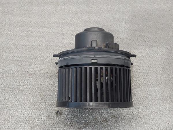 Motor Chaufagem VOLKSWAGEN GOLF IV (1J1) | 97 - 07 Imagem-1 Motor Chaufagem VOLKSWAGEN GOLF IV (1J1) | 97 - 07 Imagem-1