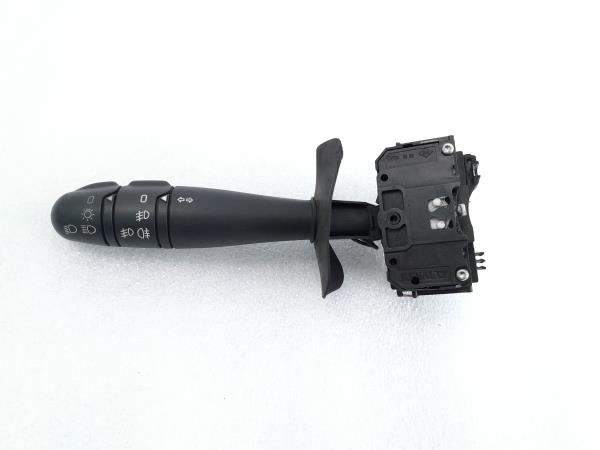 Comutador / Manete (Luzes/Piscas/Escovas/Fita) RENAULT CLIO II Caixa (SB0/1/2_) | 98 - 