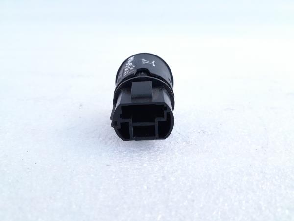 Interruptor / Botao (Start/Stop) RENAULT MEGANE II (BM0/1_, CM0/1_) | 01 - 12 Imagem-1 Interruptor / Botao (Start/Stop) RENAULT MEGANE II (BM0/1_, CM0/1_) | 01 - 12 Imagem-1