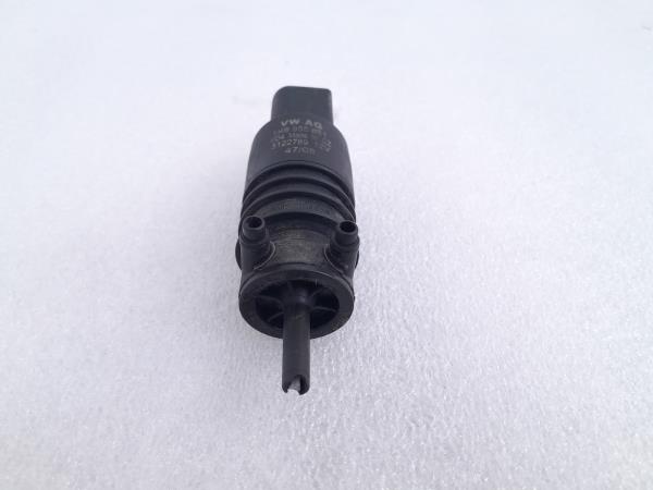 Motor Esguicho / Limpa Vidros VOLKSWAGEN POLO (9N_) | 01 - 14 Imagem-1 Motor Esguicho / Limpa Vidros VOLKSWAGEN POLO (9N_) | 01 - 14 Imagem-1