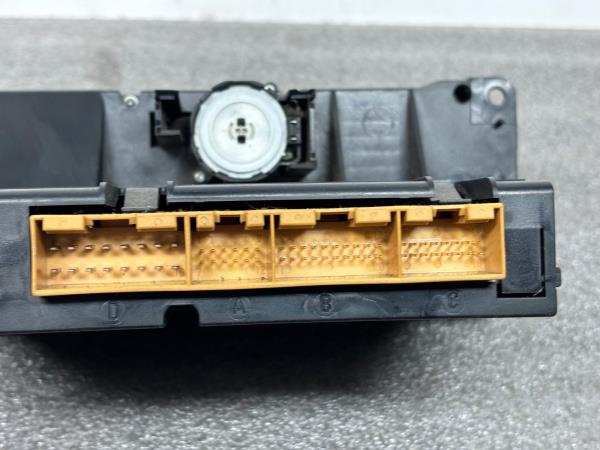 Comando Chaufagem AUDI TT (8N3) | 98 - 06 Imagem-1 Comando Chaufagem AUDI TT (8N3) | 98 - 06 Imagem-1