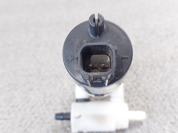 Motor Esguicho / Limpa Vidros CHRYSLER VOYAGER III (RG, RS) | 99 - 08 Imagem-2 Motor Esguicho / Limpa Vidros CHRYSLER VOYAGER III (RG, RS) | 99 - 08 Imagem-2