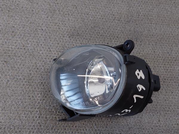 Farol Nevoeiro Esq AUDI A4 (8D2, B5) | 94 - 01 Imagem-1 Farol Nevoeiro Esq AUDI A4 (8D2, B5) | 94 - 01 Imagem-1