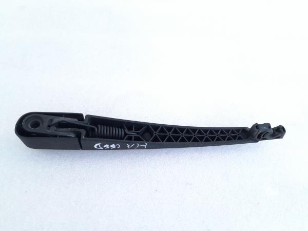 Haste Limpa Vidros Tras KIA CEED Hatchback (ED) | 06 - 12 Imagem-2 Haste Limpa Vidros Tras KIA CEED Hatchback (ED) | 06 - 12 Imagem-2