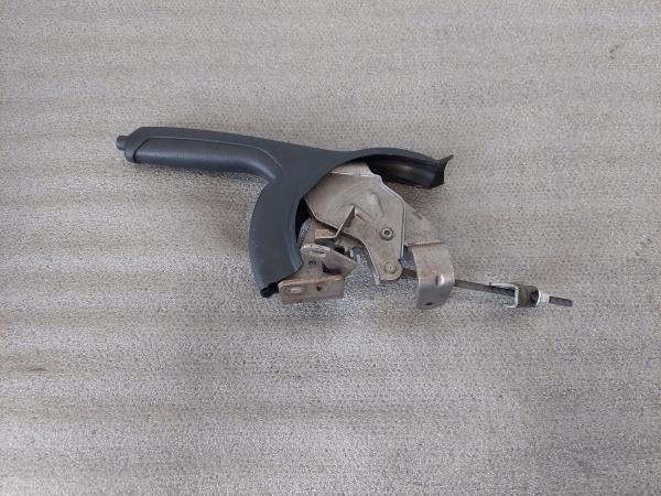 Travao Mao VOLKSWAGEN GOLF IV (1J1) | 97 - 07 Imagem-1 Travao Mao VOLKSWAGEN GOLF IV (1J1) | 97 - 07 Imagem-1