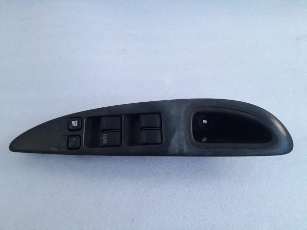 Comando/Interrutor/Botao Vidro Frente Esq NISSAN PRIMERA (P12) | 02 - 