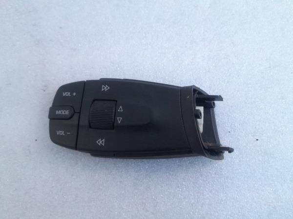 Comando Radio / Volante SEAT IBIZA IV ST (6J8, 6P8) | 10 - 16