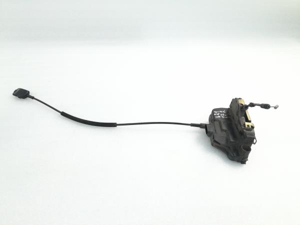 Fecho Porta Frente Dto NISSAN PRIMERA (P12) | 02 - 