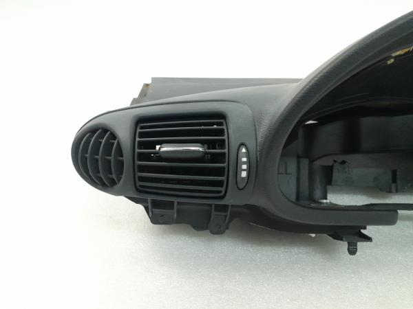 Tablier MERCEDES-BENZ C-CLASS (W203) | 00 - 07 Imagem-2 Tablier MERCEDES-BENZ C-CLASS (W203) | 00 - 07 Imagem-2
