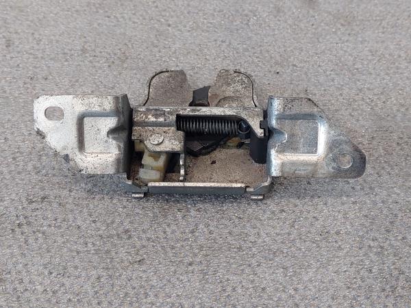 Fecho Tampa Mala MERCEDES-BENZ A-CLASS (W168) | 97 - 05 Imagem-4 Fecho Tampa Mala MERCEDES-BENZ A-CLASS (W168) | 97 - 05 Imagem-4