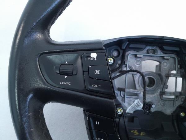Volante PEUGEOT 508 SW I (8E_) | 10 - 18 Imagem-1 Volante PEUGEOT 508 SW I (8E_) | 10 - 18 Imagem-1