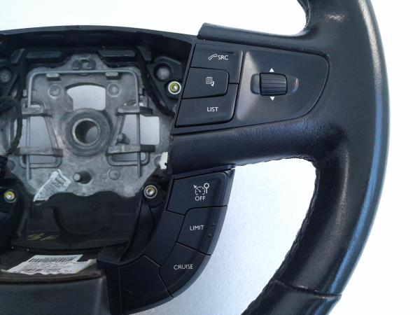Volante PEUGEOT 508 SW I (8E_) | 10 - 18 Imagem-3 Volante PEUGEOT 508 SW I (8E_) | 10 - 18 Imagem-3