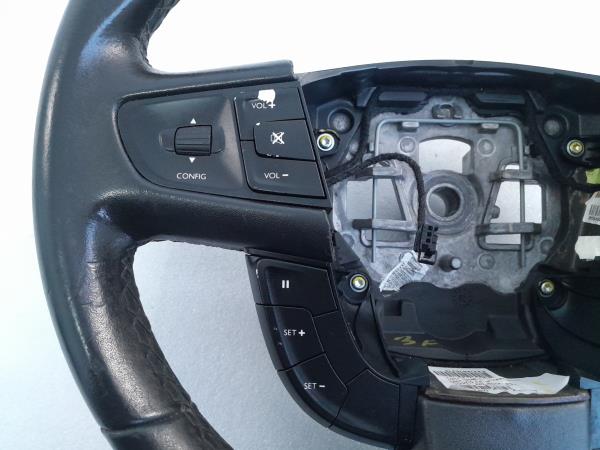 Volante PEUGEOT 508 SW I (8E_) | 10 - 18 Imagem-5 Volante PEUGEOT 508 SW I (8E_) | 10 - 18 Imagem-5