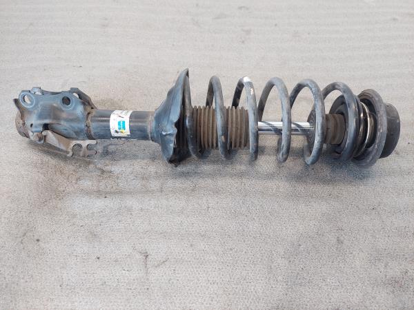 Amortecedor Suspensao Frente Dto VOLKSWAGEN GOLF III (1H1) | 91 - 98 Imagem-1 Amortecedor Suspensao Frente Dto VOLKSWAGEN GOLF III (1H1) | 91 - 98 Imagem-1