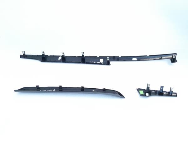 Friso / Frisos PEUGEOT 508 SW I (8E_) | 10 - 18 Imagem-3 Friso / Frisos PEUGEOT 508 SW I (8E_) | 10 - 18 Imagem-3
