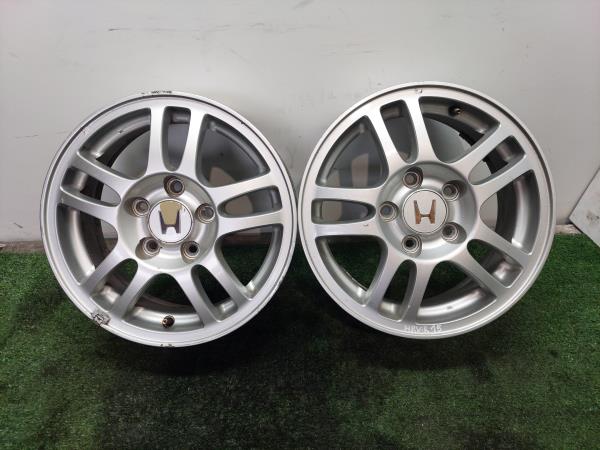 Jante Especial / Jantes Especiais HONDA HR-V (GH) | 99 - 05 Imagem-2 Jante Especial / Jantes Especiais HONDA HR-V (GH) | 99 - 05 Imagem-2
