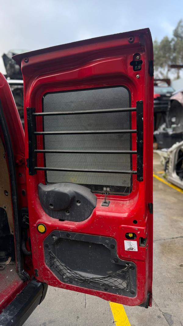 Porta Tras Dto FORD TRANSIT CONNECT (P65_, P70_, P80_) | 02 - Imagem-1 Porta Tras Dto FORD TRANSIT CONNECT (P65_, P70_, P80_) | 02 - Imagem-1