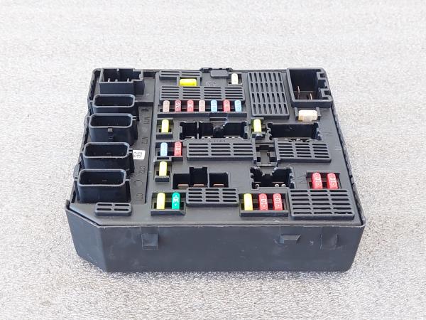 Caixa Fusiveis RENAULT GRAND SCÉNIC III (JZ0/1_) | 09 - Imagem-2 Caixa Fusiveis RENAULT GRAND SCÉNIC III (JZ0/1_) | 09 - Imagem-2