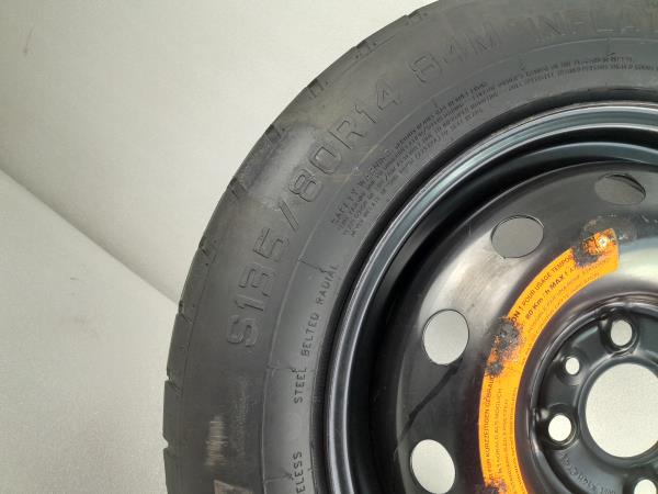 Kit Pneu Suplente / Macaco FIAT 500 (312_) | 07 - Imagem-4 Kit Pneu Suplente / Macaco FIAT 500 (312_) | 07 - Imagem-4