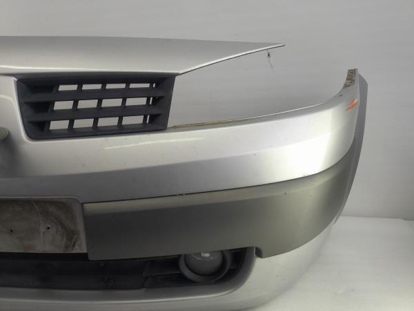 Para Choques Frente RENAULT MEGANE II Grandtour (KM0/1_) | 03 - 12 Imagem-1 Para Choques Frente RENAULT MEGANE II Grandtour (KM0/1_) | 03 - 12 Imagem-1
