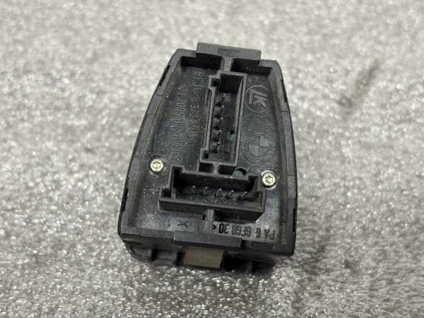 Interruptor / Botao (Espelhos) BMW 3 (E46) | 97 - 05 Imagem-1 Interruptor / Botao (Espelhos) BMW 3 (E46) | 97 - 05 Imagem-1